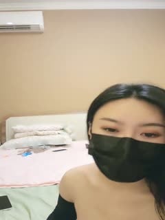 无套啪啪操颜值婊超卖力口活吃屌，大屌把骚穴塞的满满真舒服传教撸射在胸口上第01集